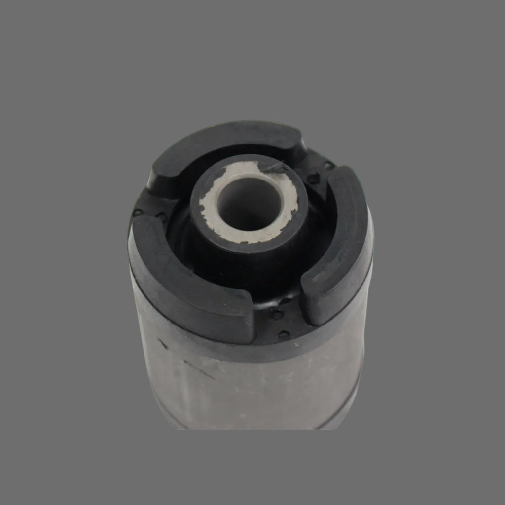 Front Cab Mount Anti-Vibration Bushing 20900848 for Volvo FH FM Commercial Trucks